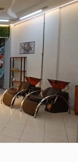 Vendo instalações moveis salão d beleza cabeleireiro