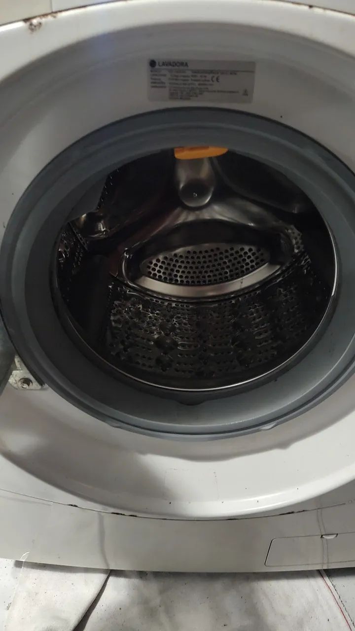 Máquina de lavar roupa LG