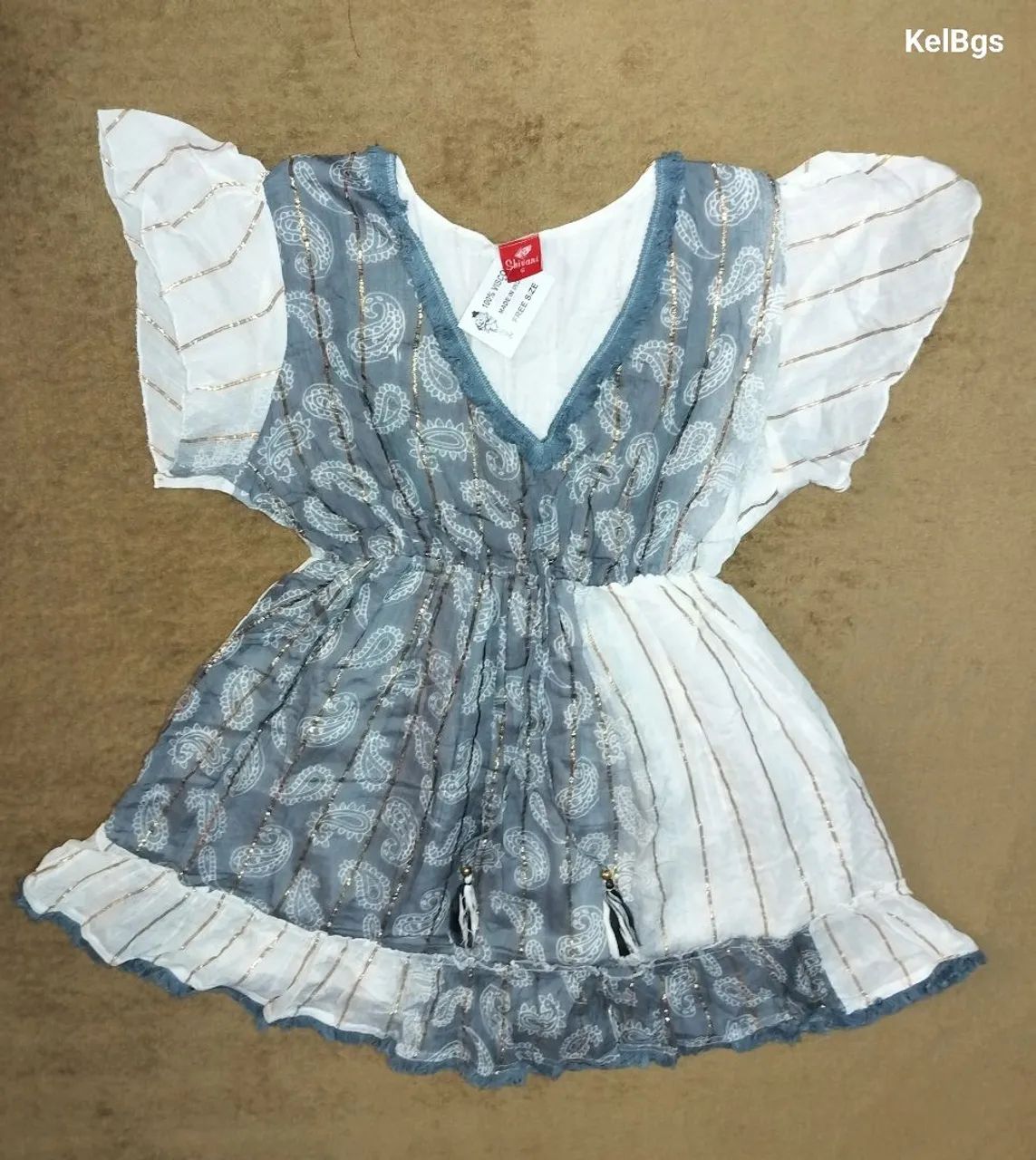 Bata Indiana Estampado com Detalhes em Renda