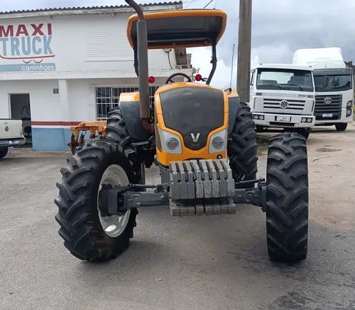 Trator Agrícola Valtra