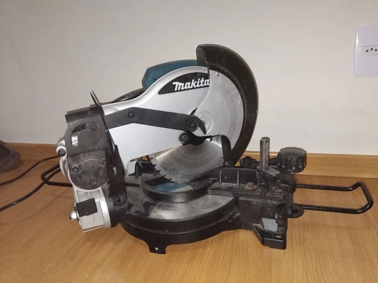 Esmerilhadeira Angular Makita MLS100 255mm 1500W - Foto 4