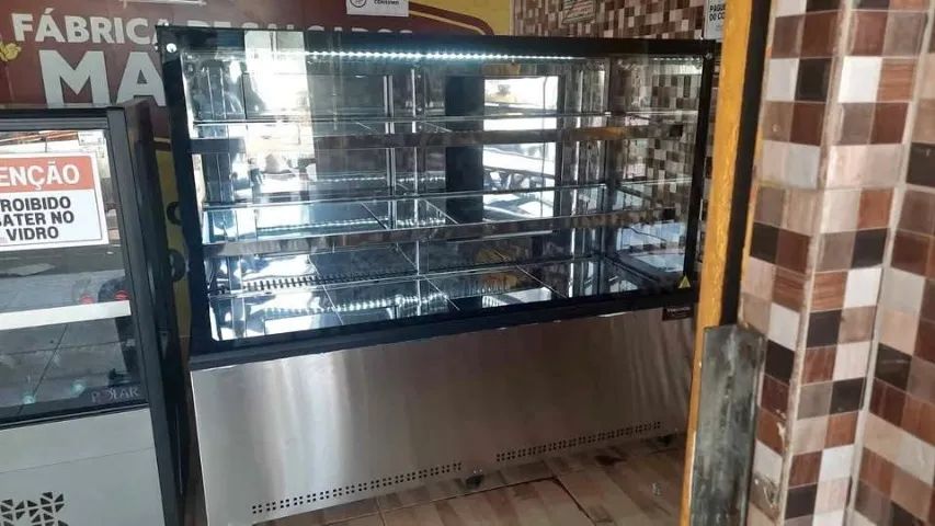 VITRINE ESTUFA VENANCIO 1,50M