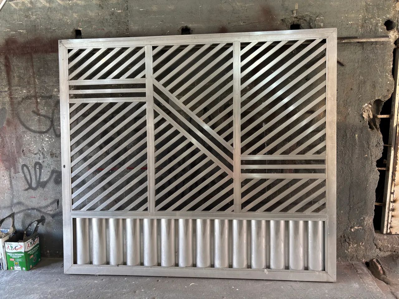 Portão de correr (Alumínio)64850233772803120