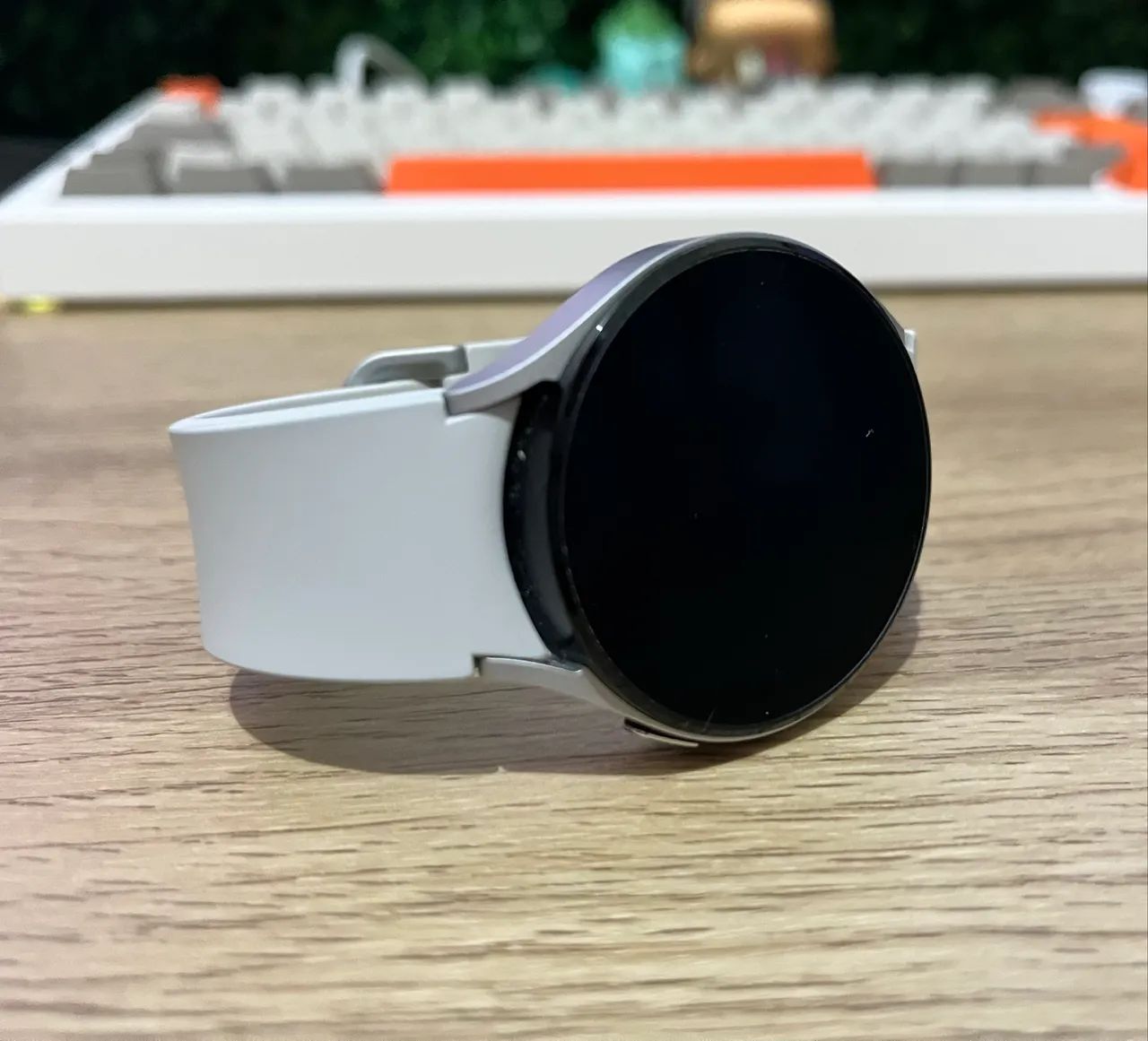 Samsung Galaxy Watch 4 Silver - Foto 4