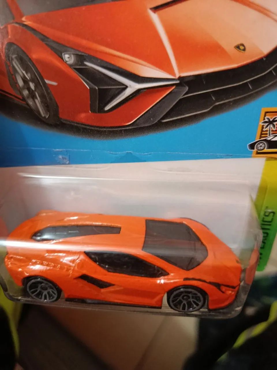 Hot Wheels Lamborghini Sian FKP 37