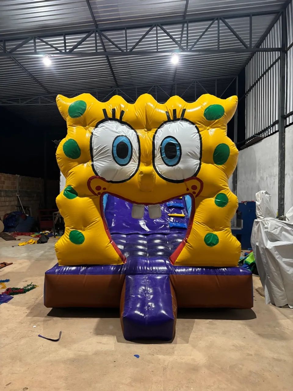 Tobogã Inflável do Bob Esponja - Foto 2