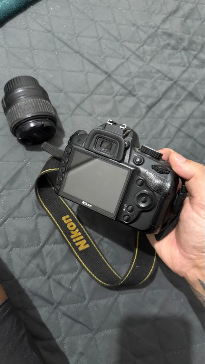 Câmera DSLR Nikon D3200