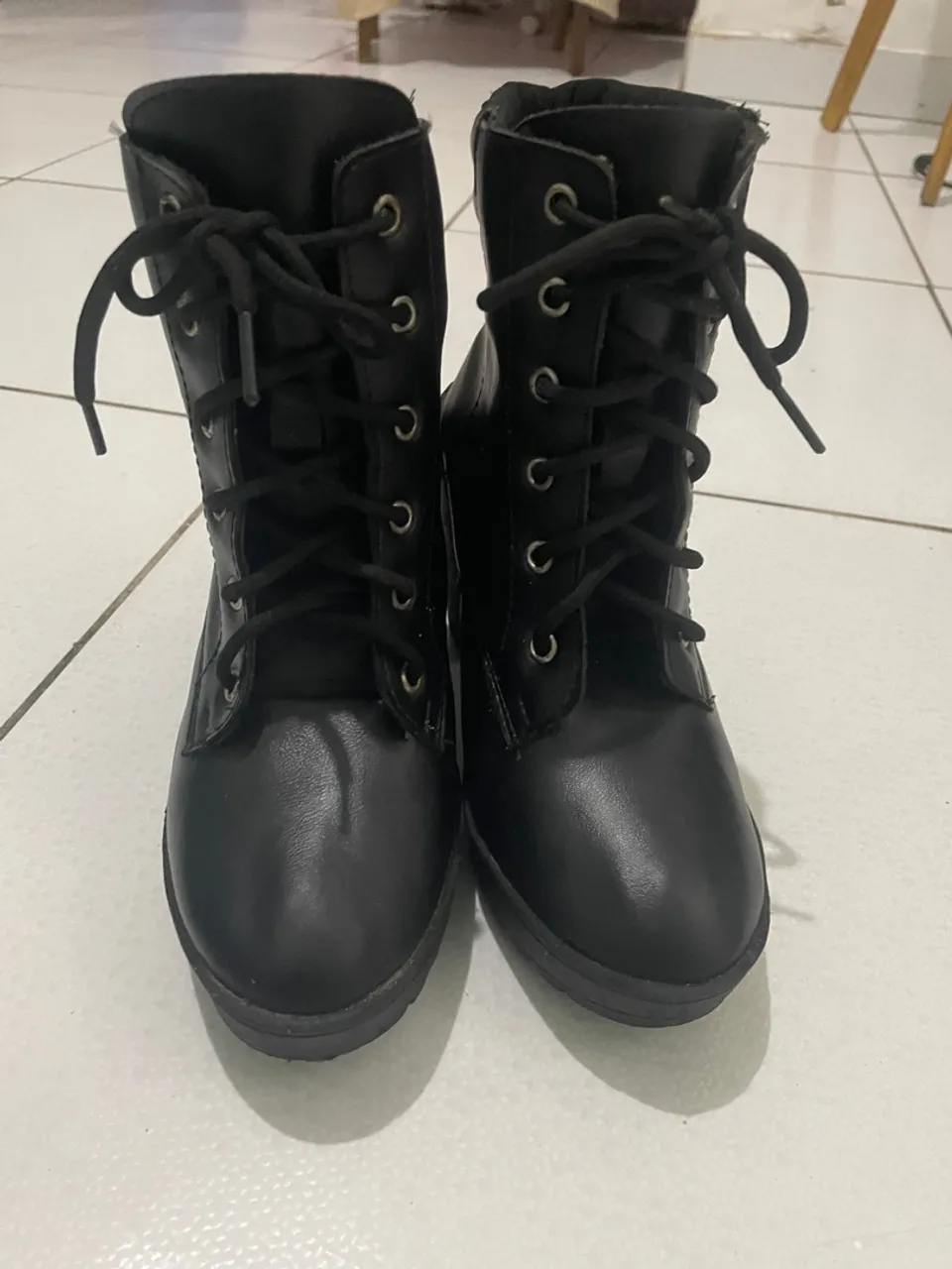 Botas Curtas Preta