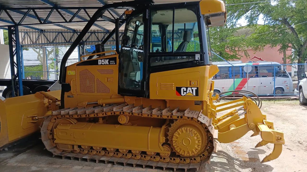 Trator CAT D5K Ano 2011 horas trabalhada 6.horas - Foto 2