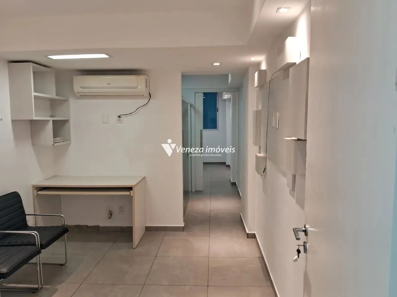 Sala comercial pronta Edifício Poty Premier para aluguel - Foto 2