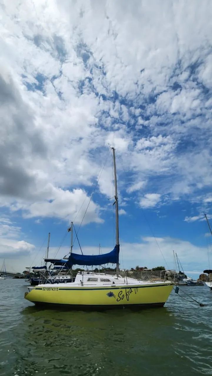 Veleiro Atoll 23 - Cota 1/4