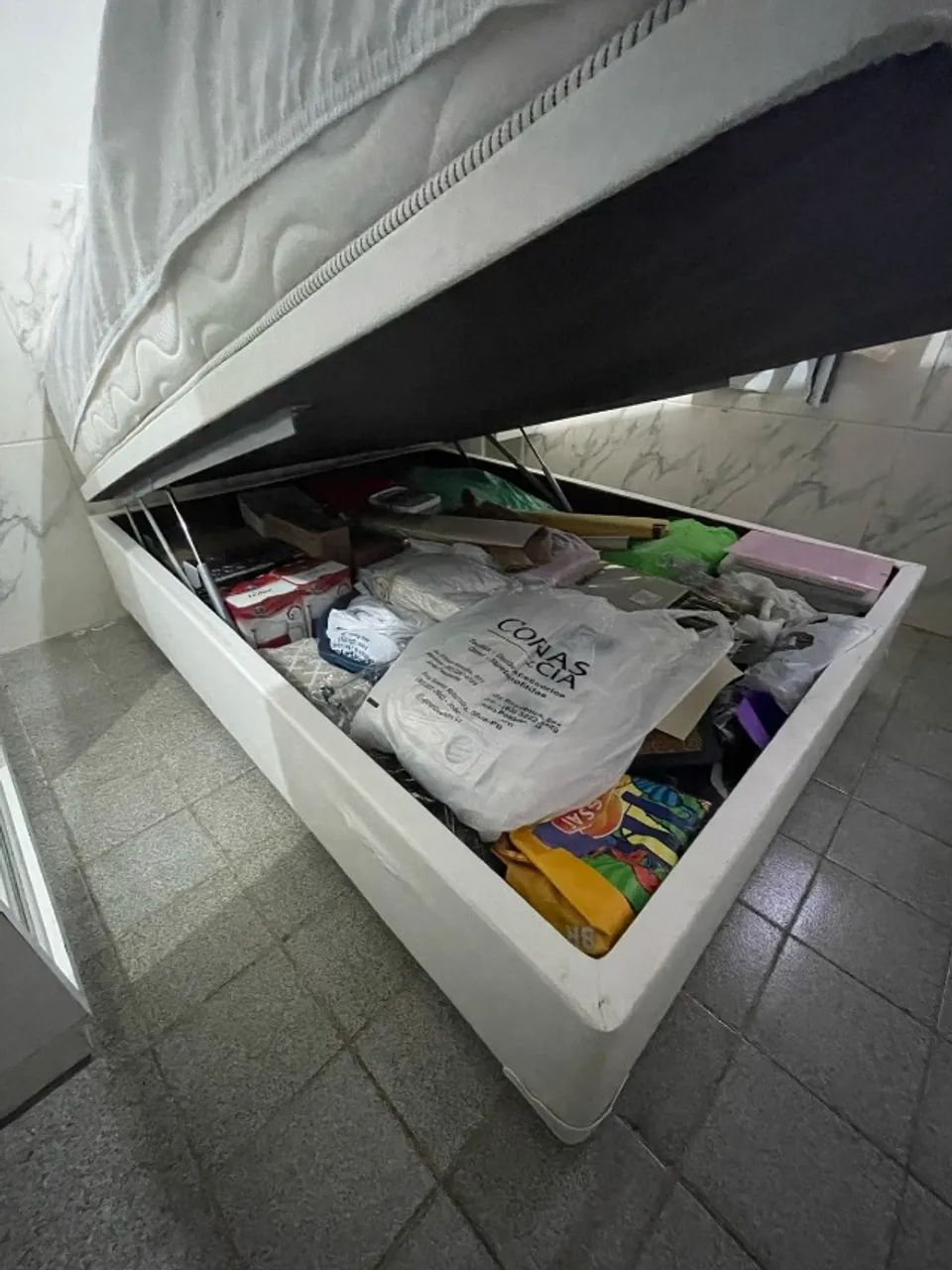 Para vender rápido: CONUNTO CAMA CASAL COLCHÃO + BAÚ - Foto 4