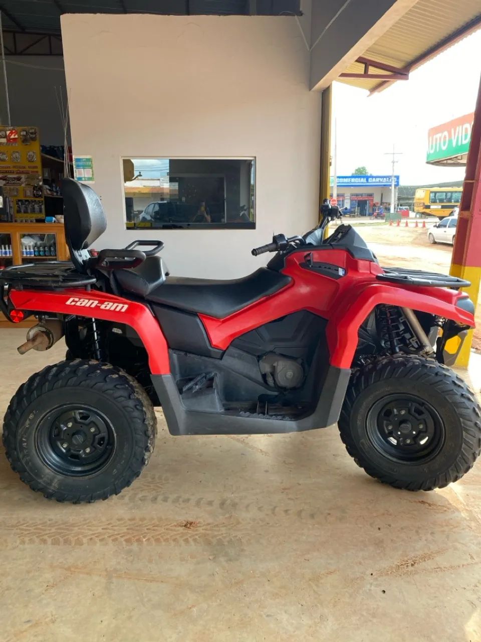 Quadriciclo Can-am