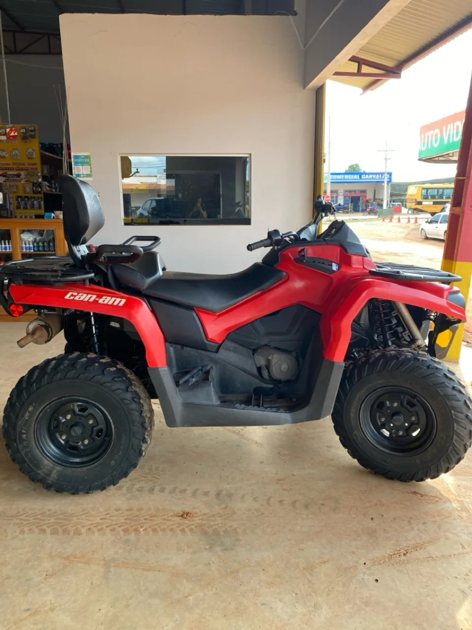 Quadriciclo Can-am
