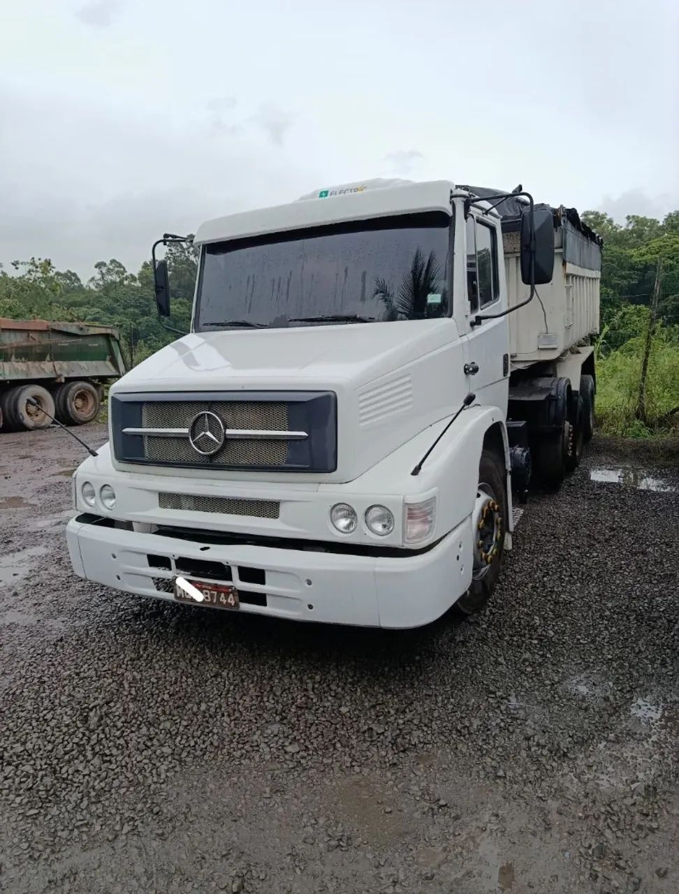 Caminhão caçamba truck 1620 com 4 eixo - Foto 4