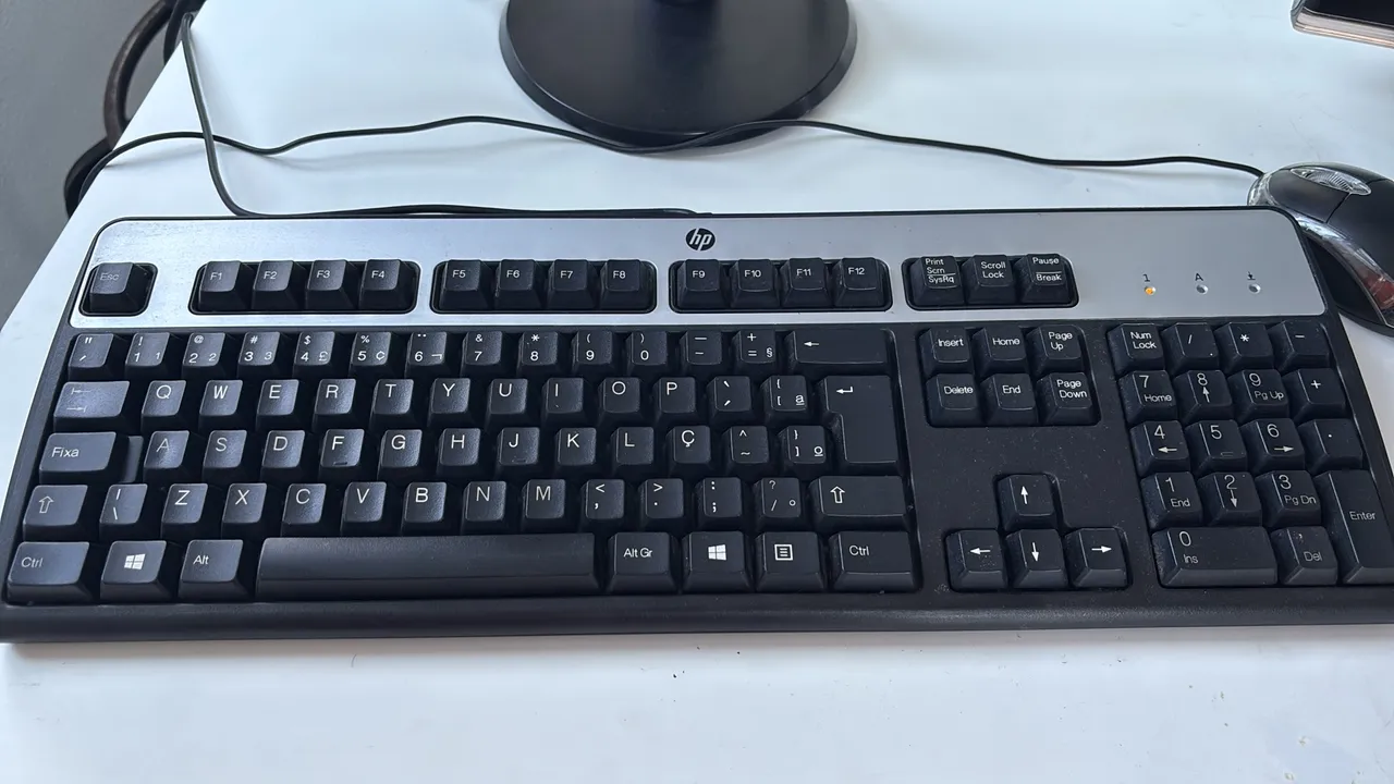 Teclado HP - pouco usado