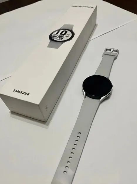 Samsung Galaxy Watch 4 Silver - Foto 5