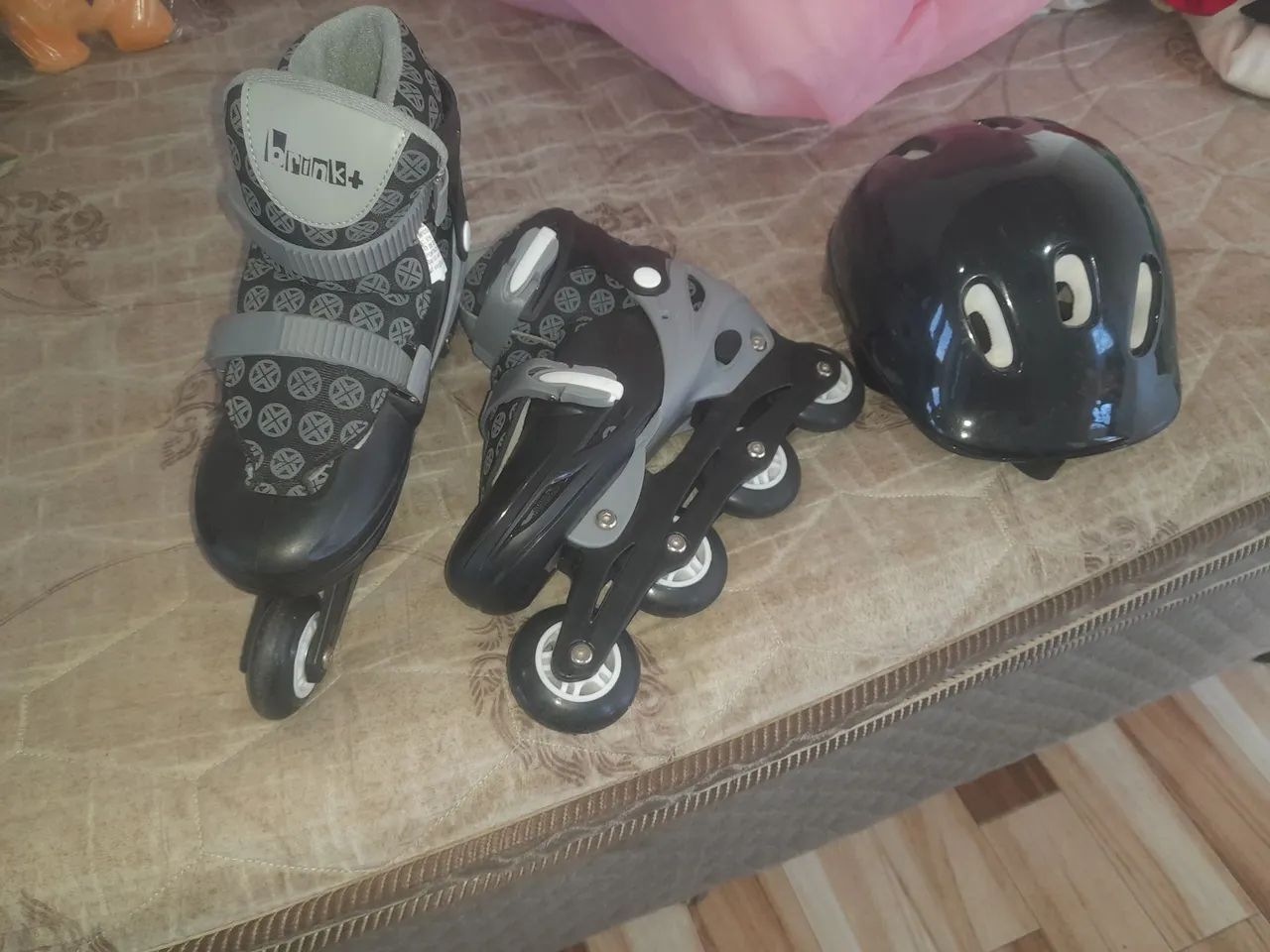 Patins inline com capacete - Foto 2