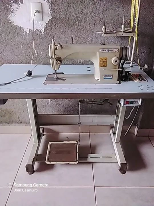 Máquina  reta industrial 