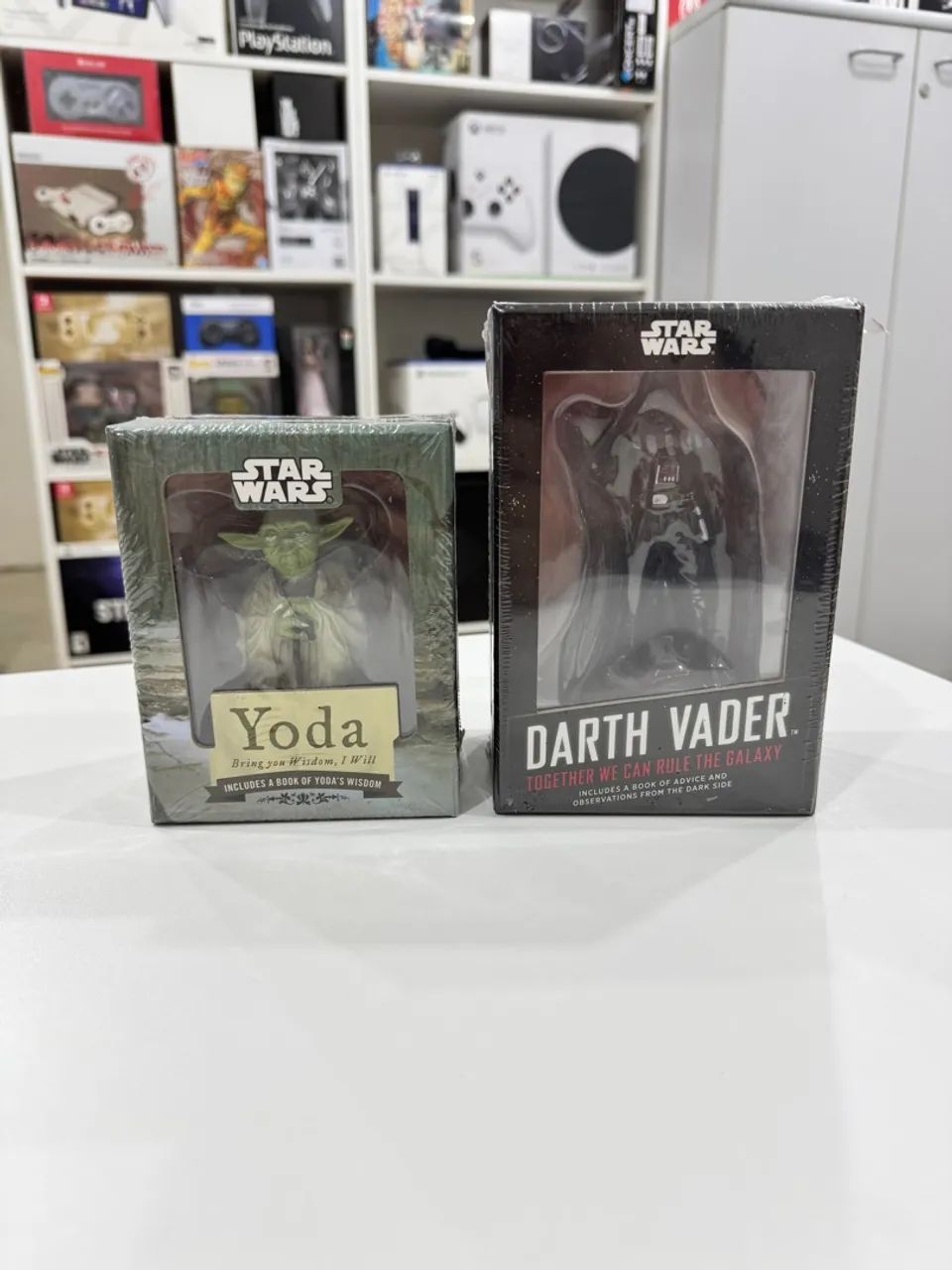 Darth Vander e Yoda Star Wars Chronicles e Book  Lacrado Original 