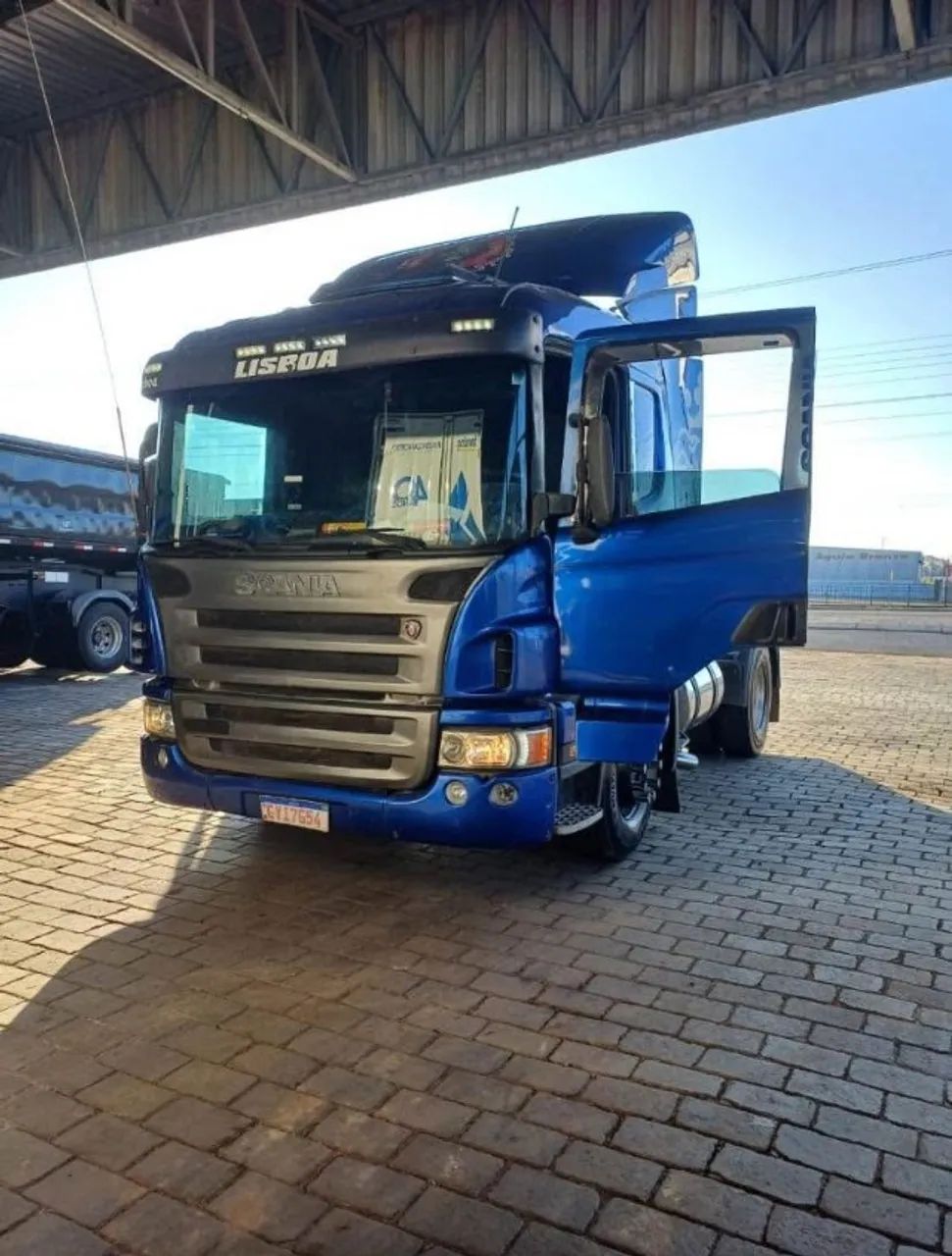 ? Scania P340 4x2 2008 - Excelente estado! - Foto 4