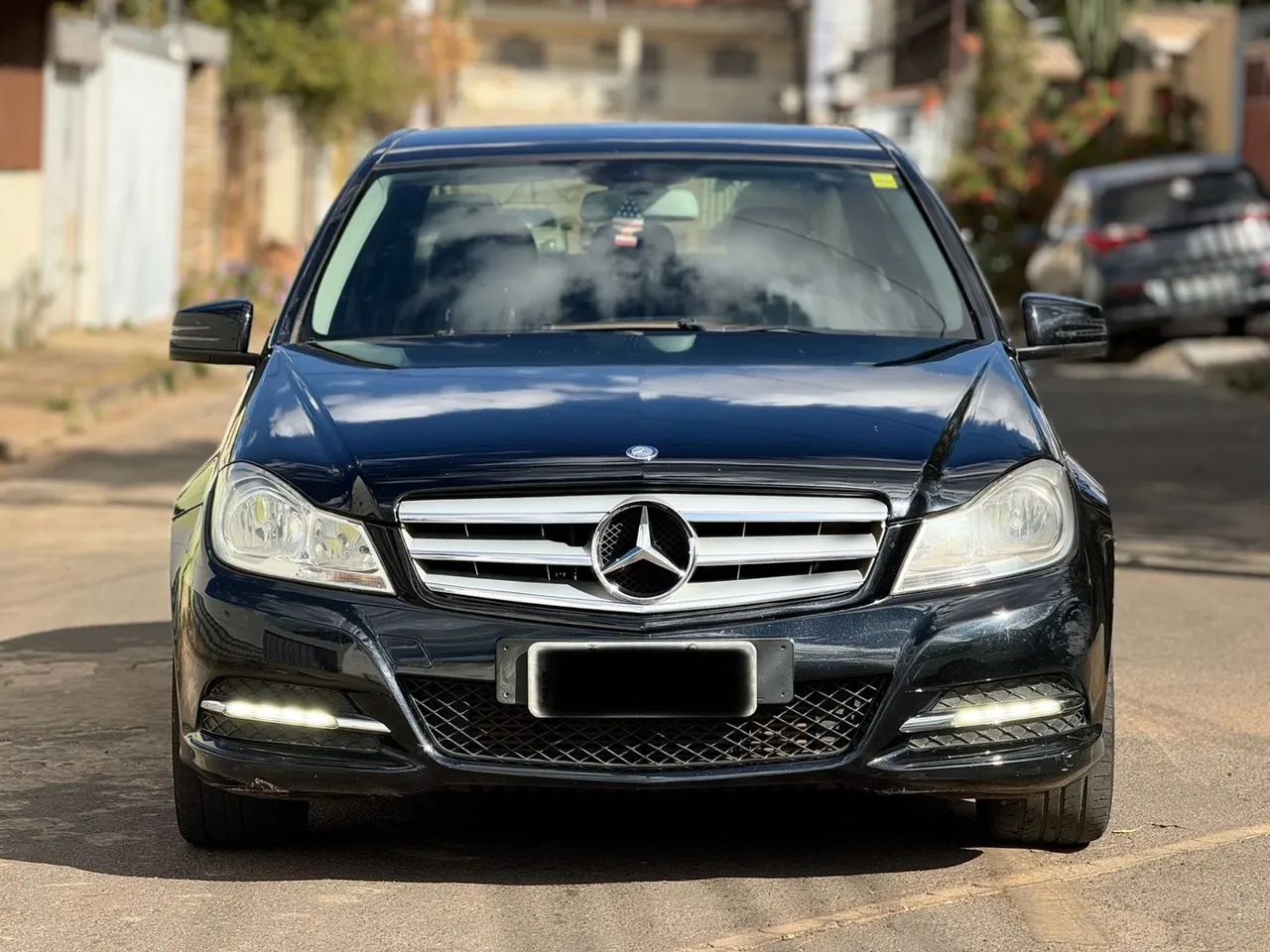 MERCEDES-BENZ C180 2012