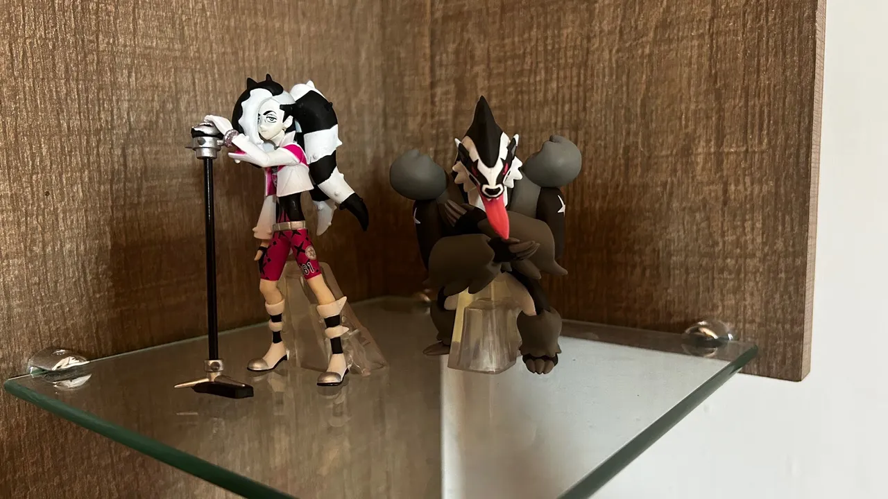 Bonecos Pokémon - Obstagoon de galar & Pires