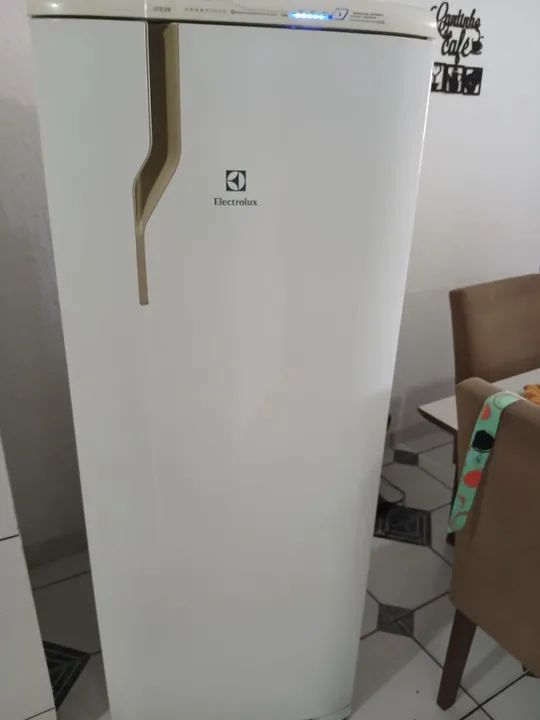 Geladeira Electrolux Branca - 1 Porta frost free  - Foto 2