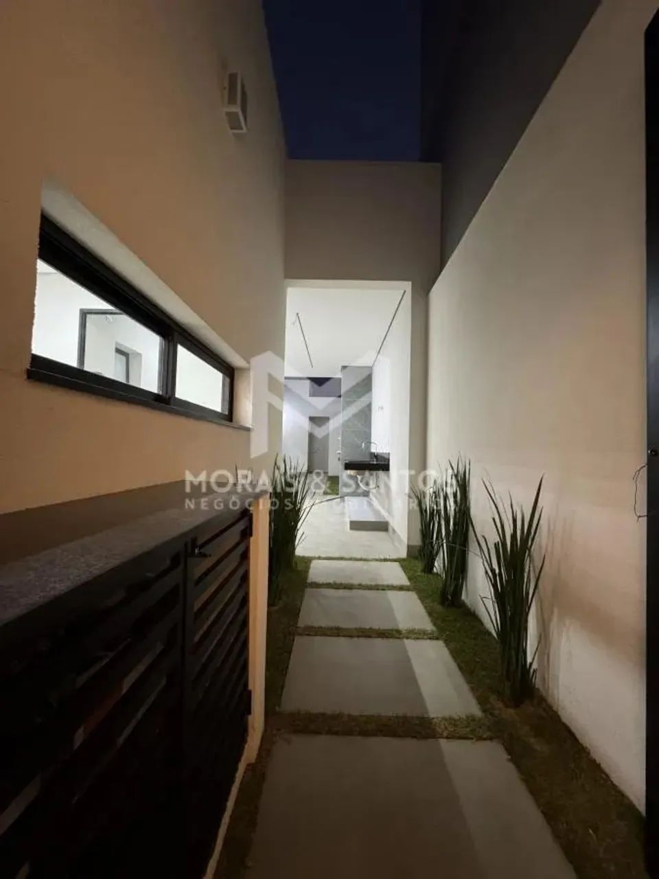 M - CASA À VENDA NO CONDOMÍNIO VILLA SEGURA - MONTES CLAROS MG - Foto 4
