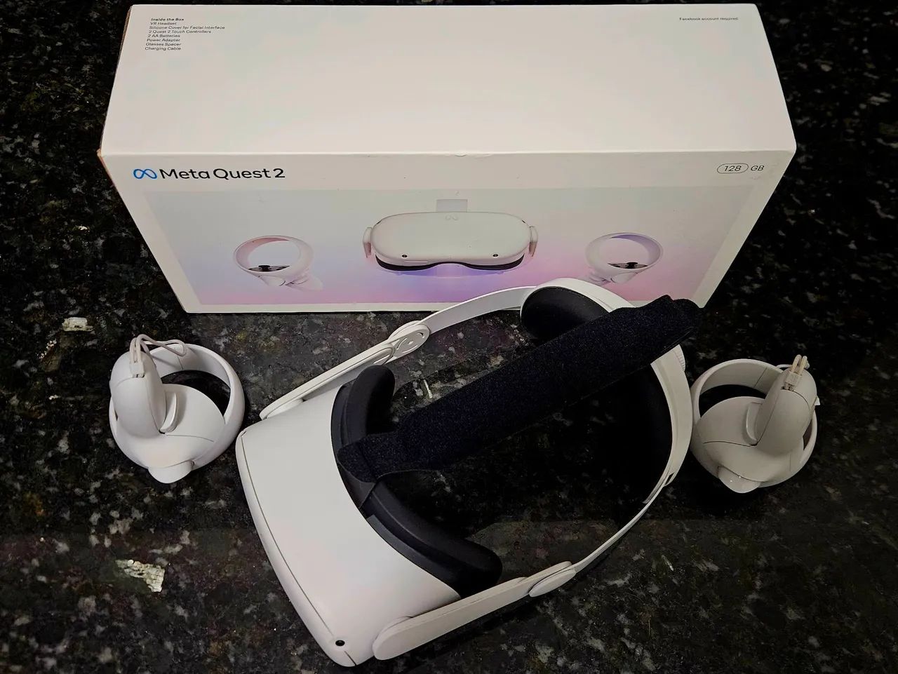 QUEST 2 128GB と Elite Strap 【公式通販】