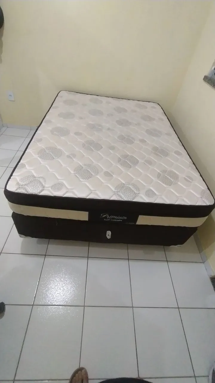 Cama Box Premium