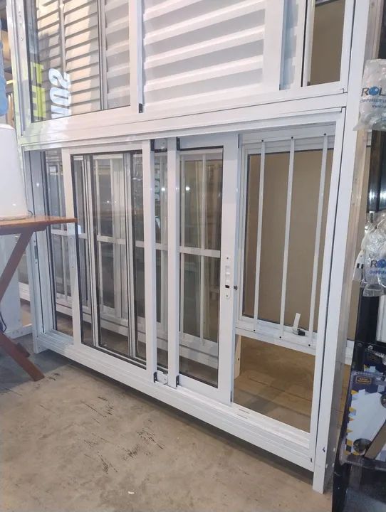 Vitro Premium 3 folhas móveis  Linha 25  - Foto 2