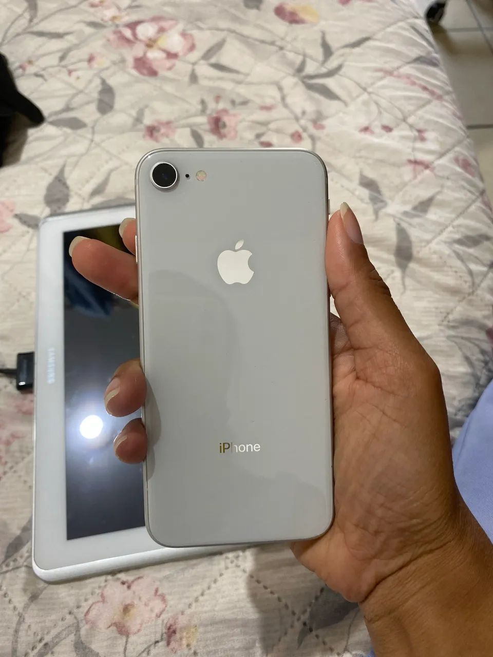 iPhone 8 シルバー［ワケあり］ Apple iPhone8 64GB シルバー 訳あり ▶︎訳あり品▶︎iphone 8 64GB