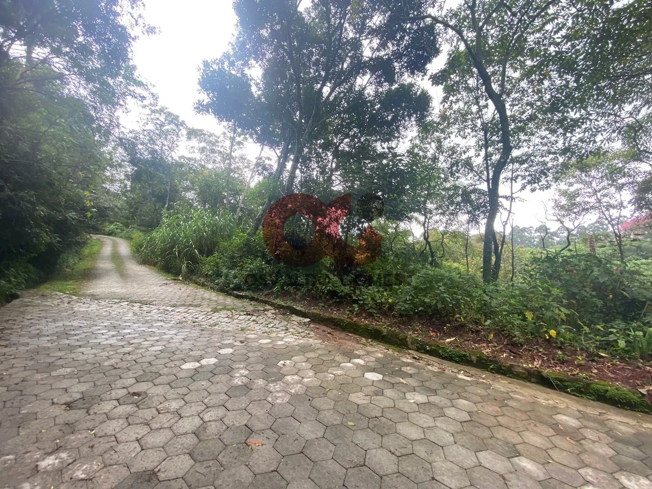 Terreno na Serra da Cantareira em condomínio fechado com 7.700m² - Mairiporã - SP