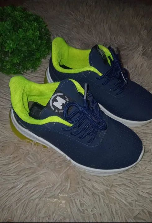 Tênis Infantil - Tamanho 27 - Seminovo 