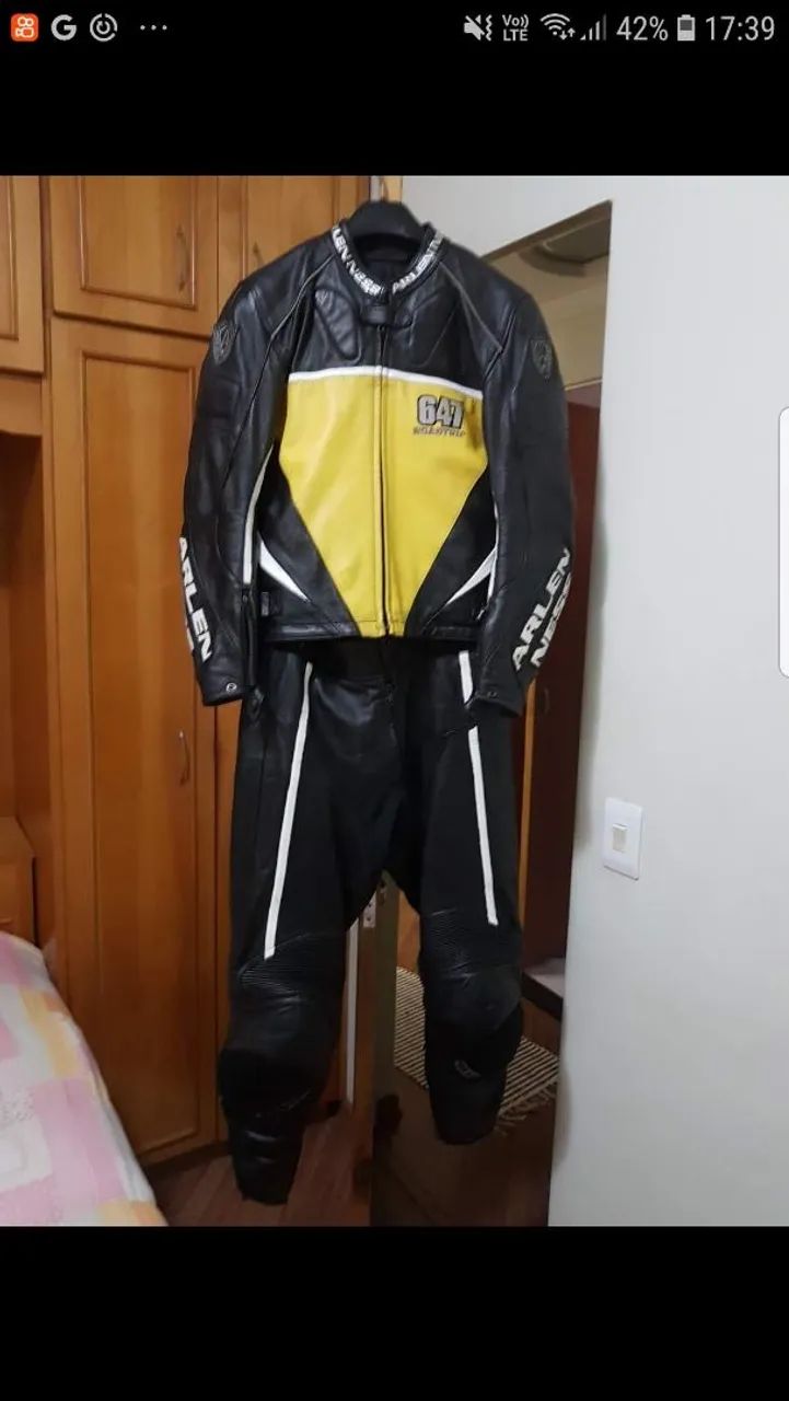 Macacão em couro para motociclista com alta performance e qualidade para sua segurança.  - Foto 3