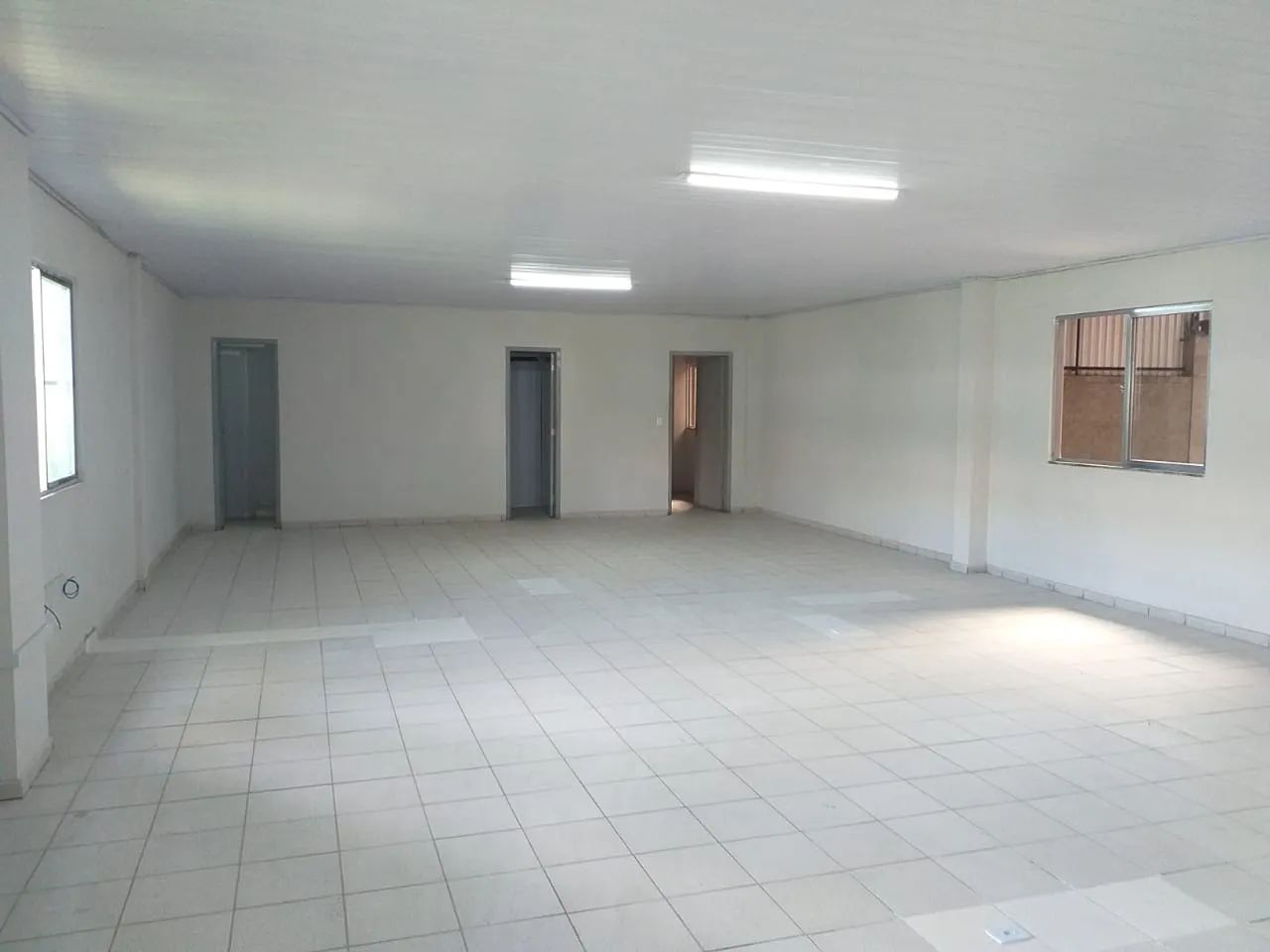 Galpão/Depósito/Armazém para aluguel tem 3000 metros quadrados - Foto 4