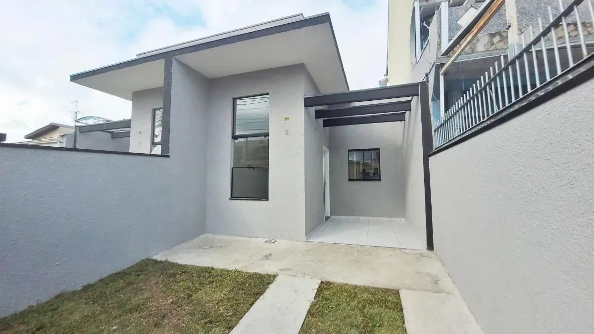 Casa a venda no bairro Sítio Cercado