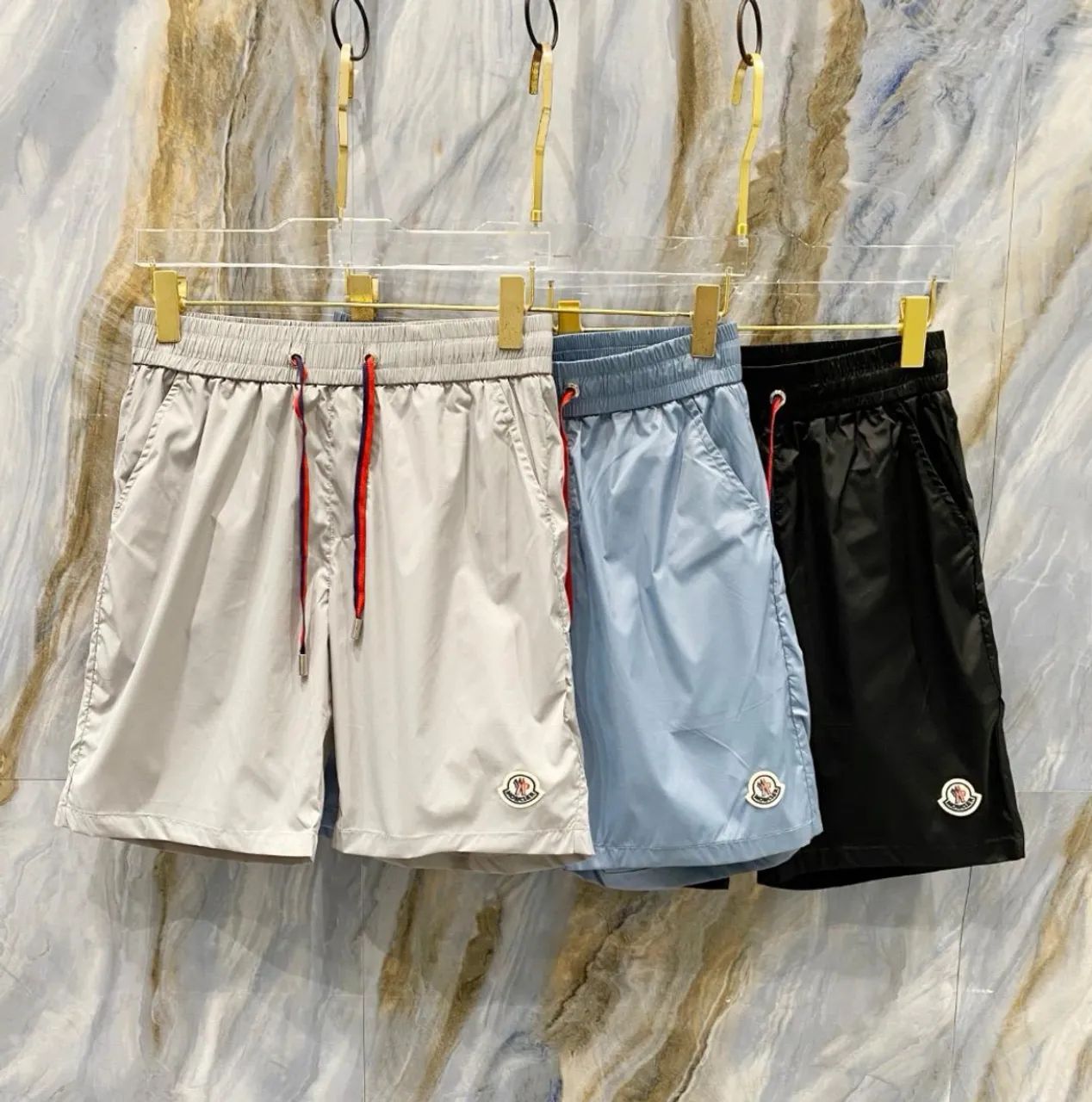 Shorts Gucci - Estilo e Qualidade óculos Prada  - Foto 2