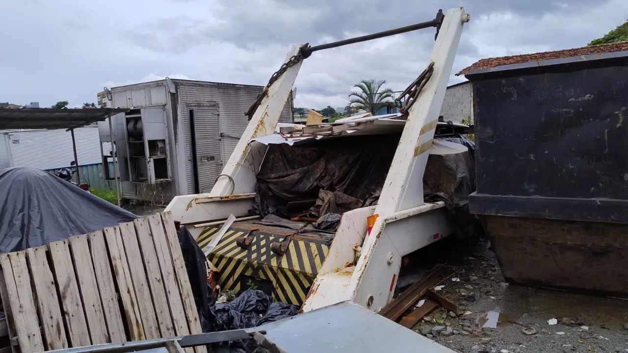 Poliguindaste Basco - Foto 5