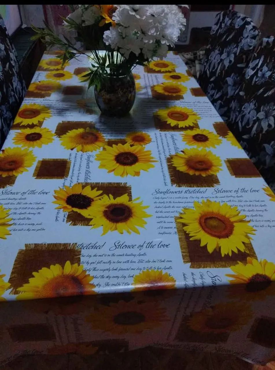 Mesa de Jantar em Madeira Maciça - Foto 3