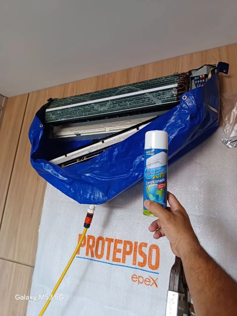Limpeza e Manutenção e conserto de Ar-Condicionado