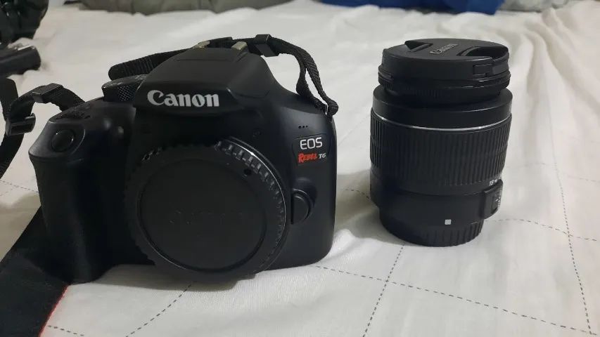 Máquina Fotográfica Canon Rebel T6