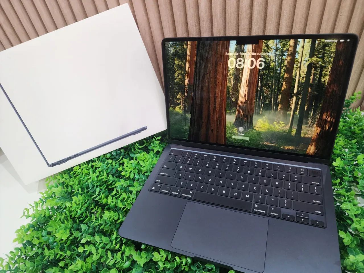 MACBOOK AIR M2 2022 8GB - 256GB - MIDNIGHT - Computadores e