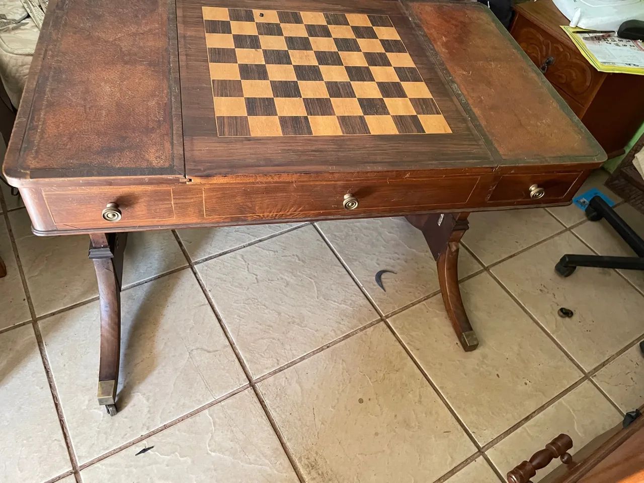 Mesa Madeira Maciça com Tabuleiro de Xadrez65576073175939121