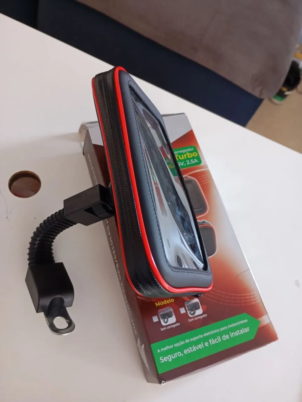 Suporte para celular com carregador para moto