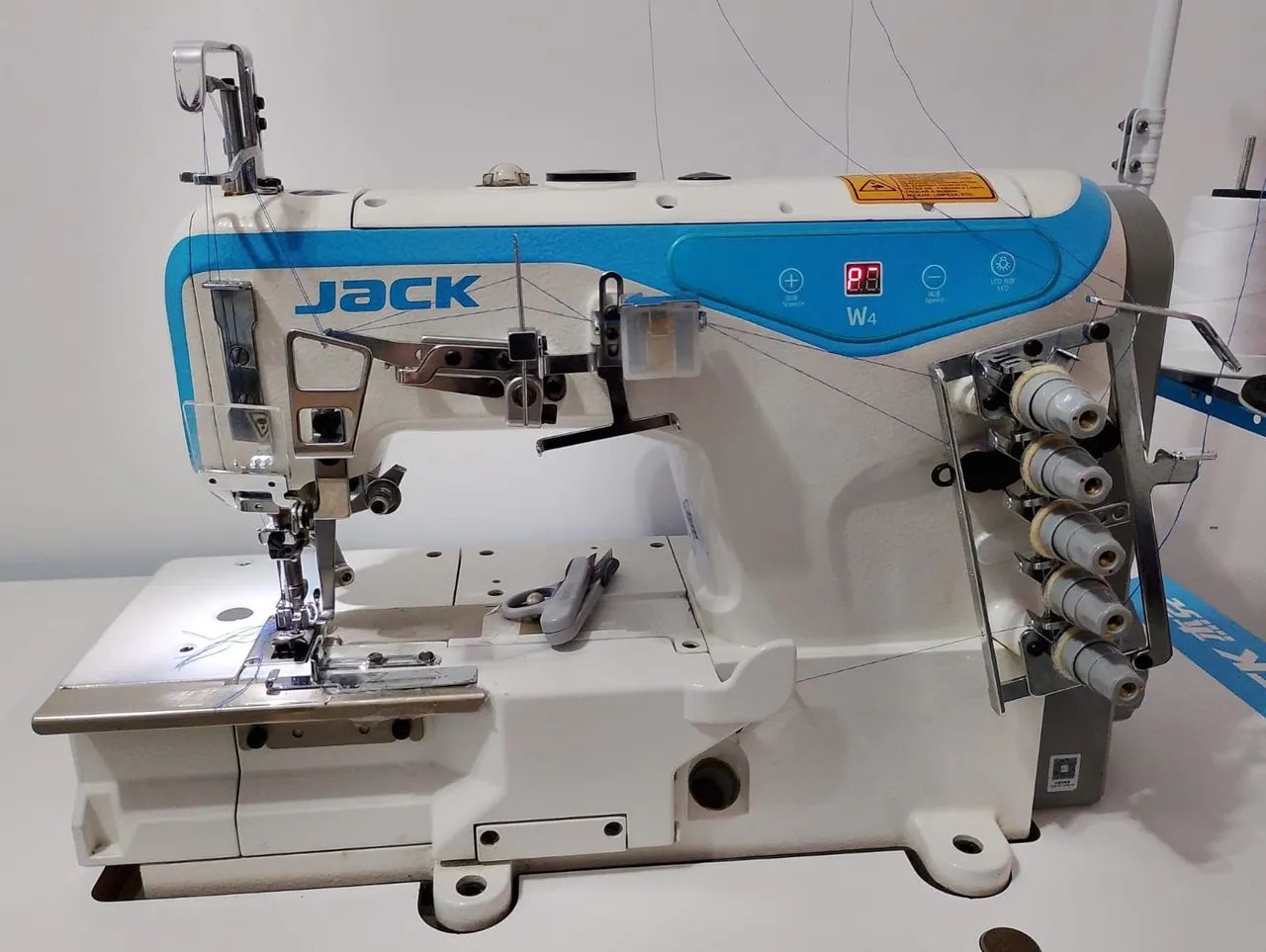 Máquinas de costura Jack - Foto 6