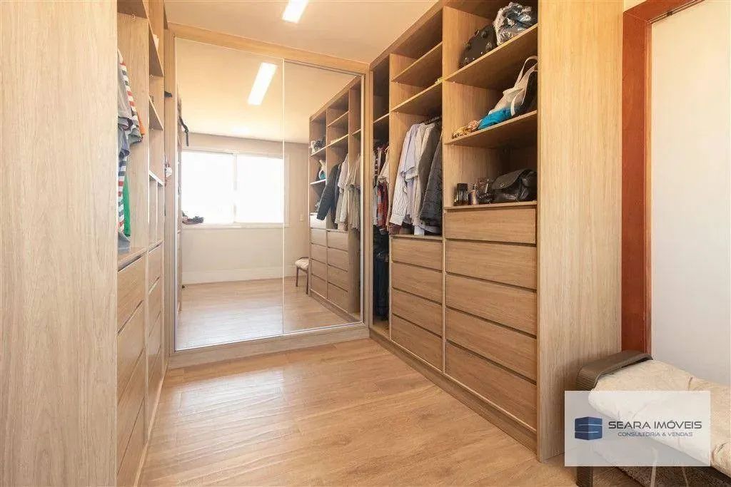 Casa Duplex com 5 suítes, no Condomínio Jardins Veneza - Foto 2