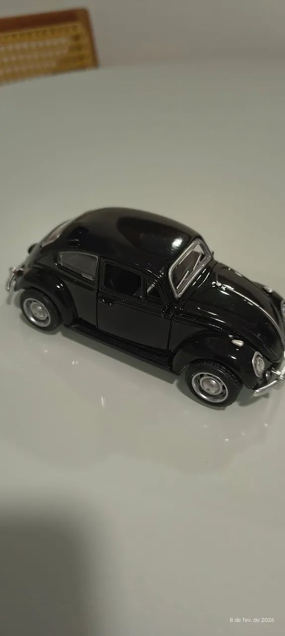 Carrinho de metal Fusca preto 1/32 - Foto 3