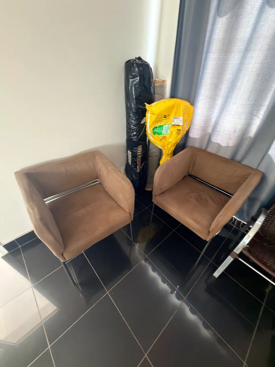 2 ótimas Cadeiras confortáveis premium  - Foto 2